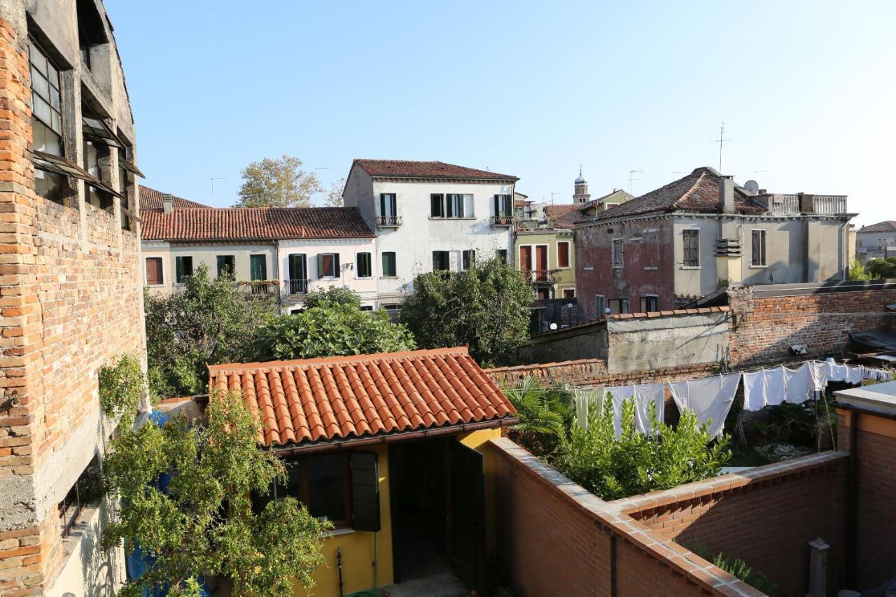 Apartamento Shuttered Dreams Murano Venice Exterior foto