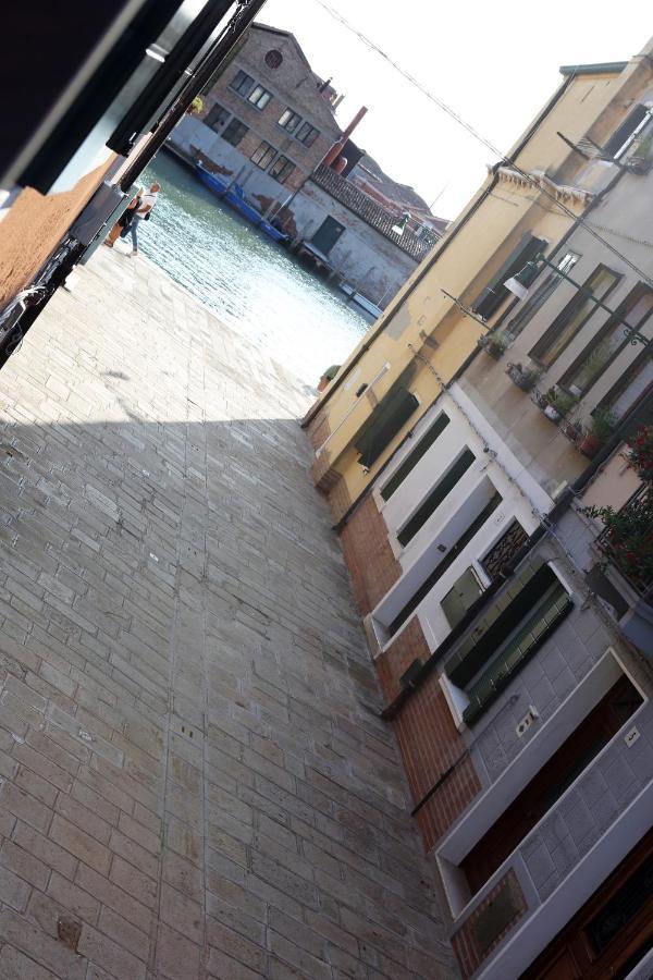 Apartamento Shuttered Dreams Murano Venice Exterior foto